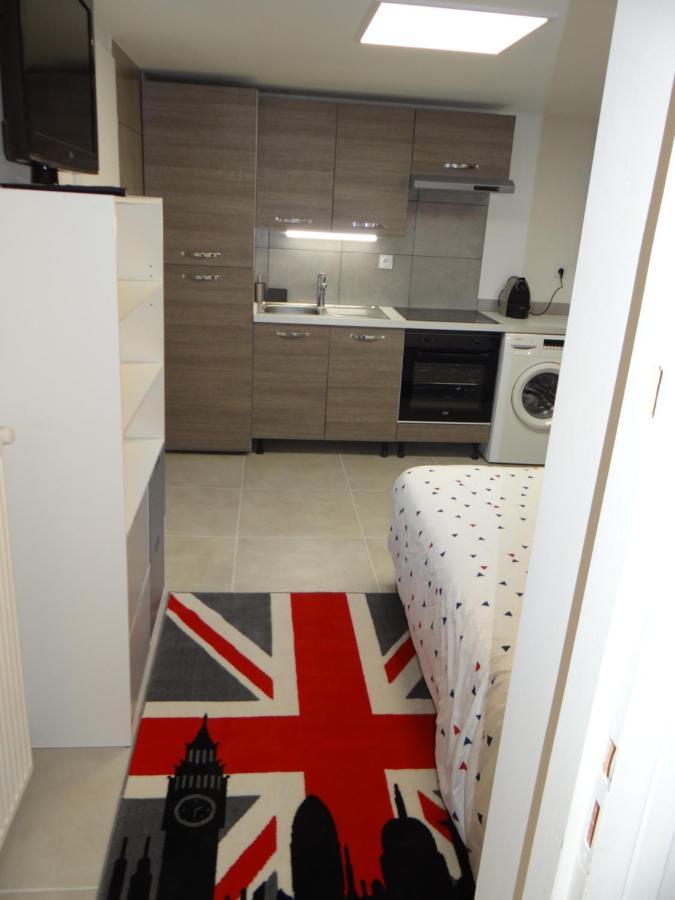 Trendy Studios Tassin Εξωτερικό φωτογραφία